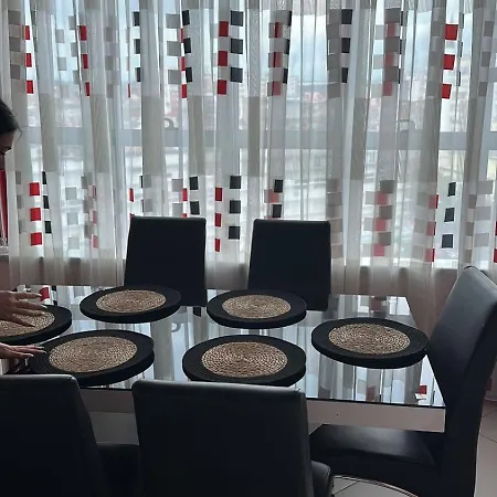 Amy's Luxury Apartment *