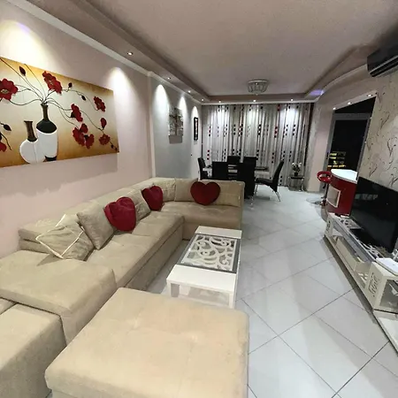 Amy's Luxury Apartment *
